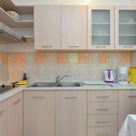 Apartment & Room Tanja 1552 พูลา ภายนอก รูปภาพ