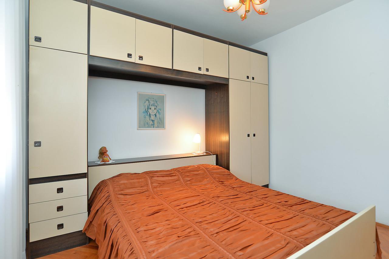 Apartment & Room Tanja 1552 พูลา ภายนอก รูปภาพ
