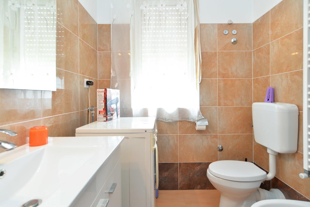 Apartment & Room Tanja 1552 พูลา ภายนอก รูปภาพ